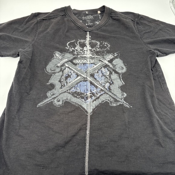 Guess Denim And Dry Wear T-shirt Mens V-neck Size Large Screen Print Black - Picture 1 of 16